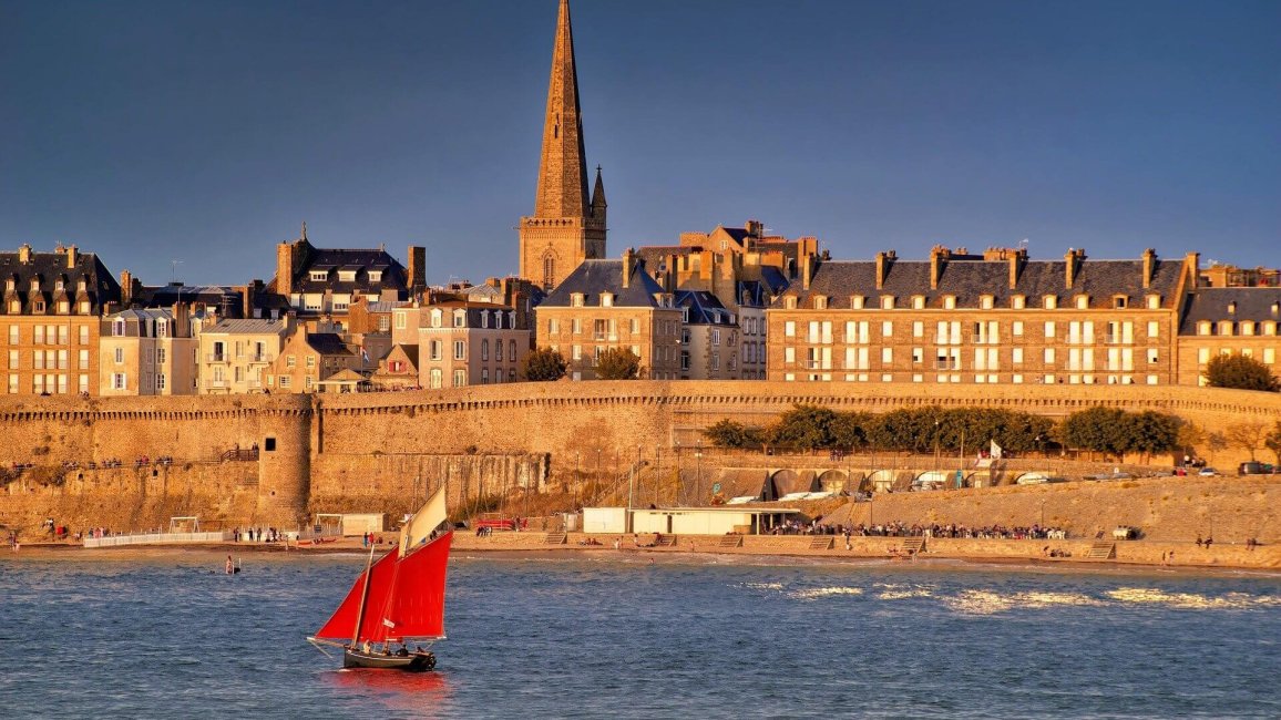 coucher soleil sur saint malo