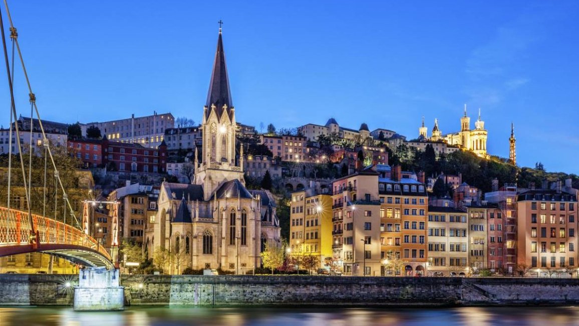 lyon la nuit