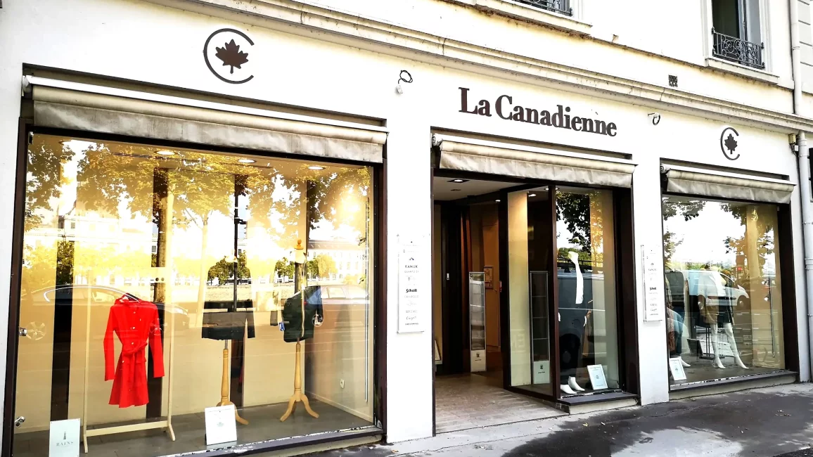 devanture boutique specialiste dupret a porter cuir la canadienne lyon