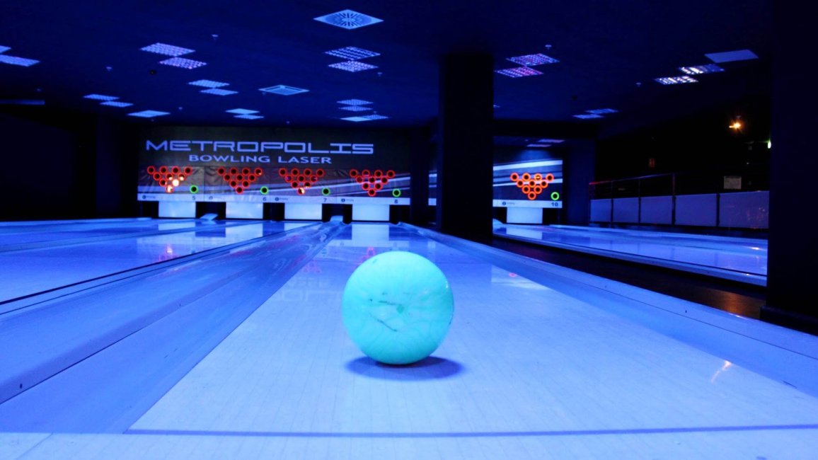 les pistes du metropolis bowling laser a lyon