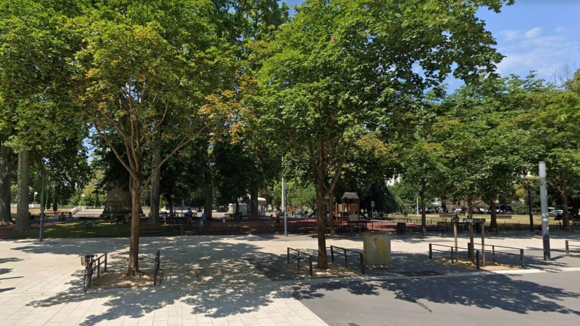 promenade ombragee jeux pour enfants place carnot lyon