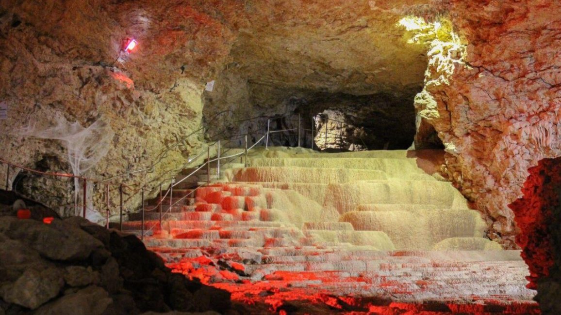 visite balmoween grottes de balmes pour halloween