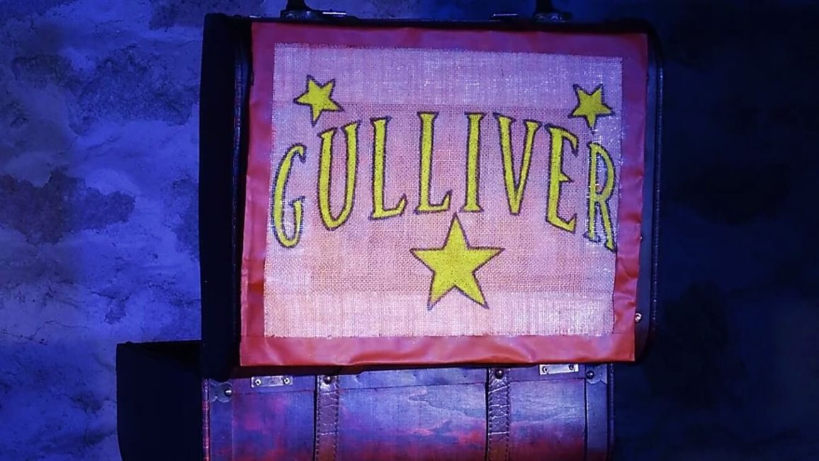 la valise magique du magicien lyonnais emmanuel gulliver