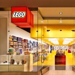 devanture lego store au centre commercial westfield a lyon