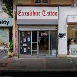 devanture du salon excalibur tattoo a lyon