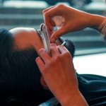 rasage traditionnel au rasoir coupe choux au salon l artisan barbier a lyon