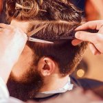 travail de coupe realise par un coiffeur professionnel chez eazycut barbershop a lyon