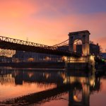 passerelle masaryk au coucher du soleil