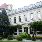 locaux de l iufm de lyon au sein de l universite lyon 1 claude bernard a la croix rousse