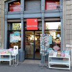 entree librairie decitre place bellecour lyon