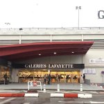 entree galleries lafayette lyon bron