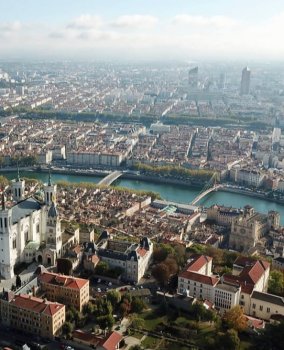 metropole de lyon vue du ciel