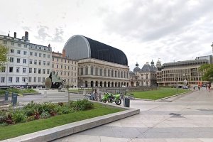 vue ensemble place louis pradel lyon