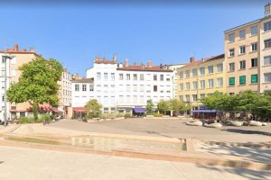 vue ensemble place des tapis lyon