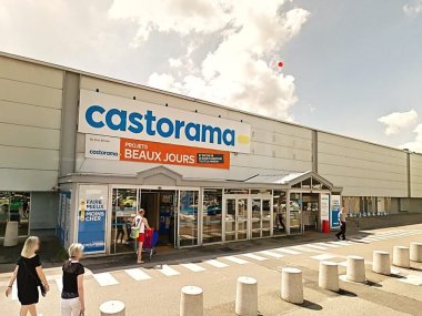 entree du castorama givors dans le centre commercial 2 vallees