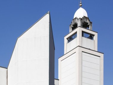 minaret de la grandes mosquee de lyon