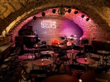 salle cave voutee pierre apparente bar a jazz la clef de voute lyon