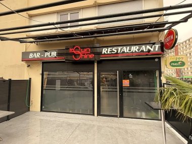 devanture du bar restaurant le sunshine a villeurbanne