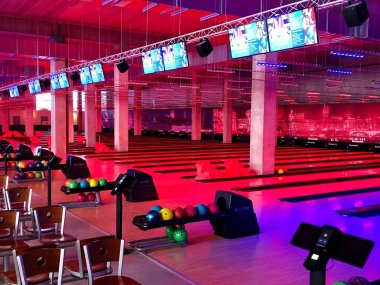 les pistes du bowling des lumieres a lyon