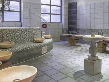 hammam pierre naturelle les bains opera lyon