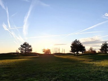 coucher soleil parcours bluegreen golf lyon chassieu