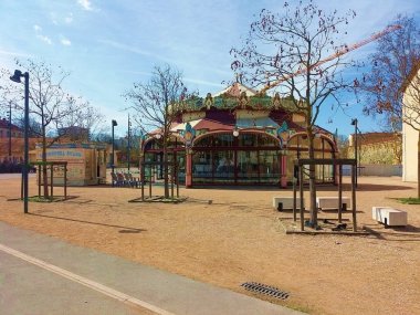 carrousel couvert du parc du sergent blandan