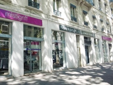 vitrine magasin destockage vetements mistigriff lyon marechal saxe