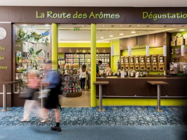 devanture boutique torrefacteur route des aromes centre commercial la part dieu