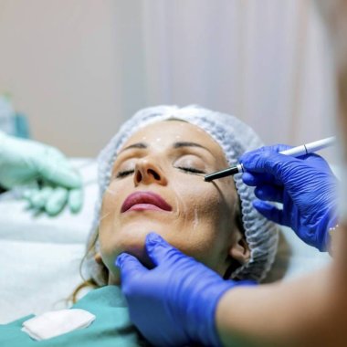 esthetique chirurgien retrouver