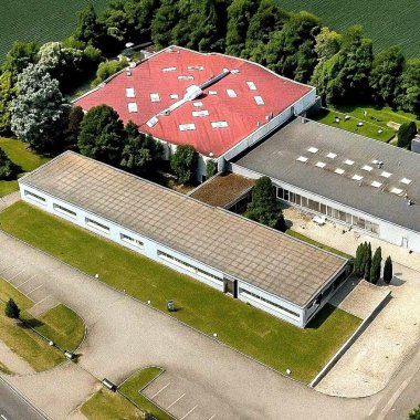 nouveau hub logistique de la vape pour peexweb a st priest