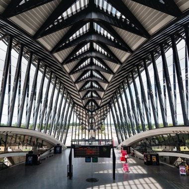 aeroport saint exupery lyon