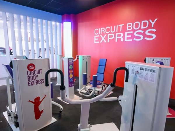 circuit body express dans la salle neoness de la part dieu a lyon