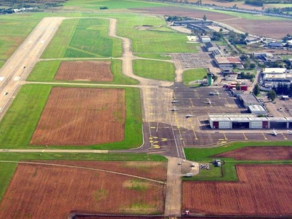 aeroport affaires lyon bron vue du ciel