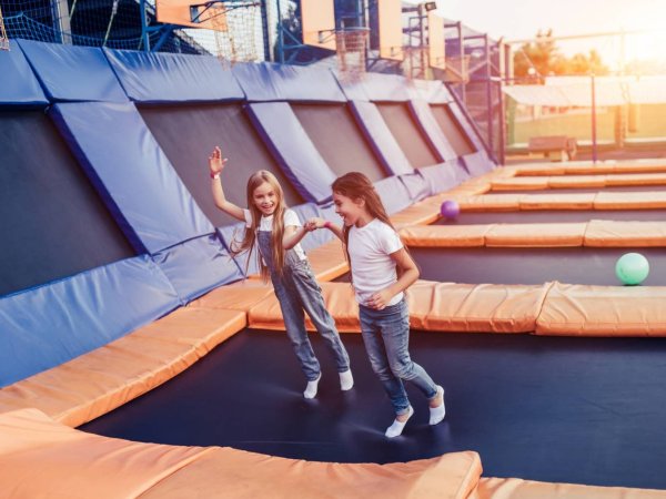 trampoline park lyon