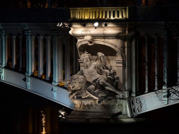 statue sur pillier pont lafayette lyon