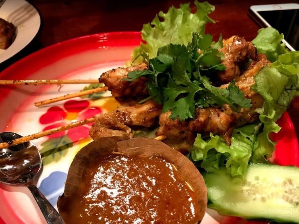 brochettes poulet thailandais riviere kwai lyon