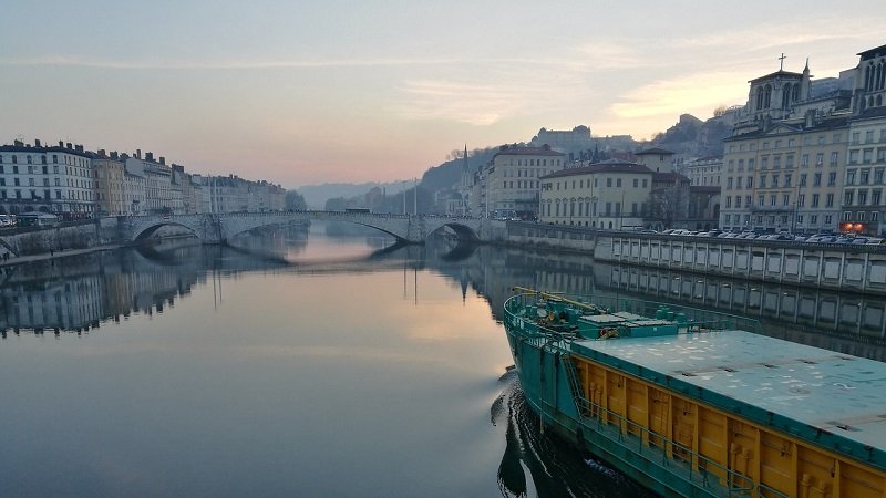 lyon bateau