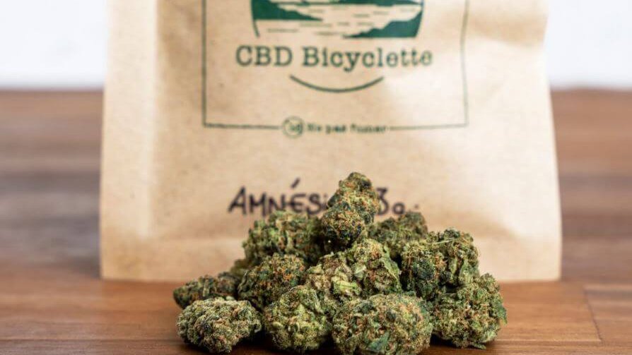 sachet fleurs de cbd en livraison avec cbd bicyclette lyon