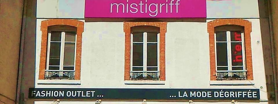 devanture et facade du magasin discount mistigriff sur le cours lafayette a lyon