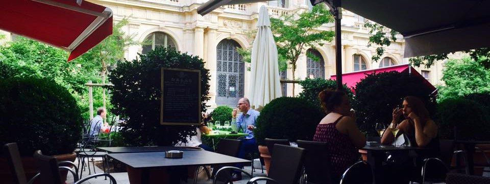 le hall de la bourse 2