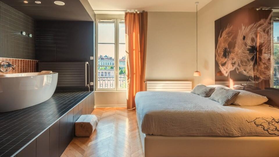 suite de luxe bellecour du groupe hotelier mi hotel