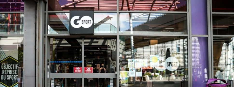 entree du magasin go sport centre commercial carre de soie a vaulx en velin