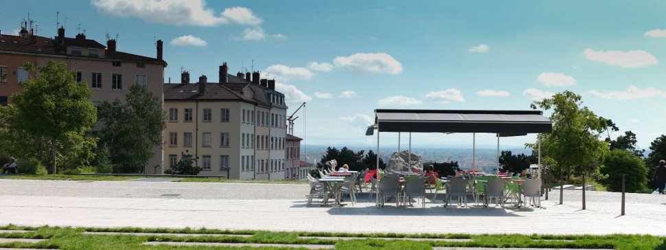 vue depuis terasse cafe du gros caillou lyon