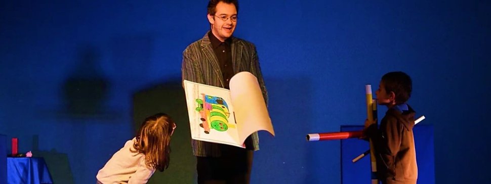 spectacle de magie a domicile pour enfants avec emmanuel gulliver