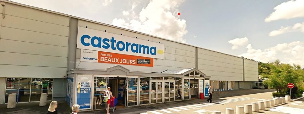 entree du castorama givors dans le centre commercial 2 vallees