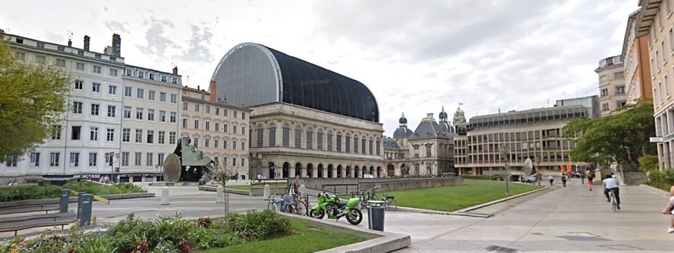 vue ensemble place louis pradel lyon