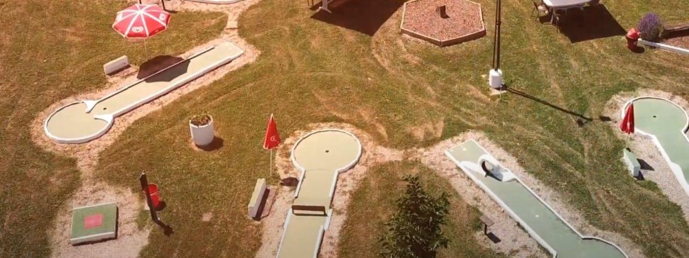 pistes mini golf montmerle sur saone vue du ciel