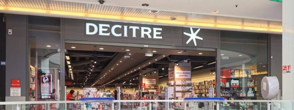 entree vitrine decitre centre commercial westfield lyon la part dieu